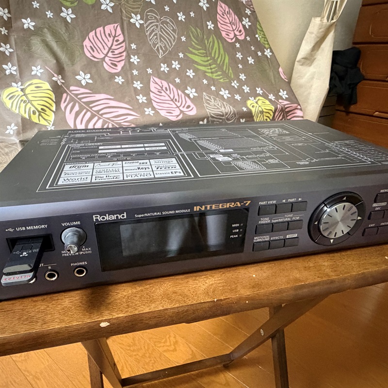 Roland INTEGRA-7の画像